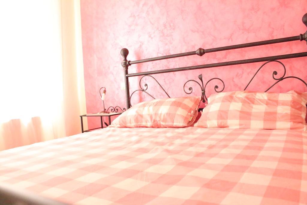 L'Iris B&B Lucca Szoba fotó